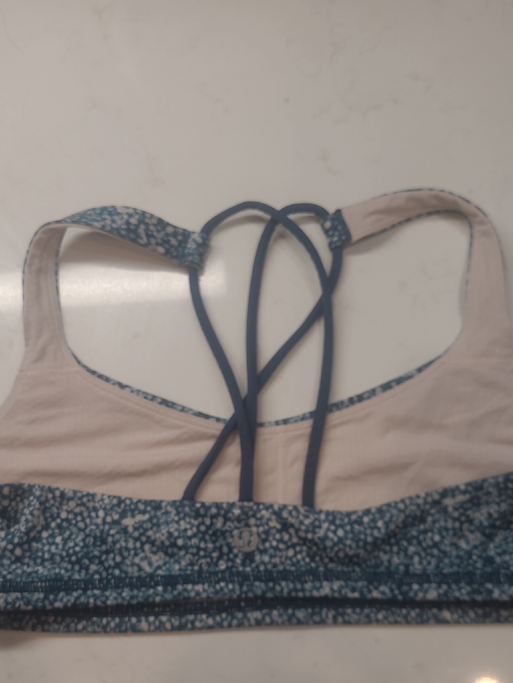 Lululemon Free To Be Bra Size 6